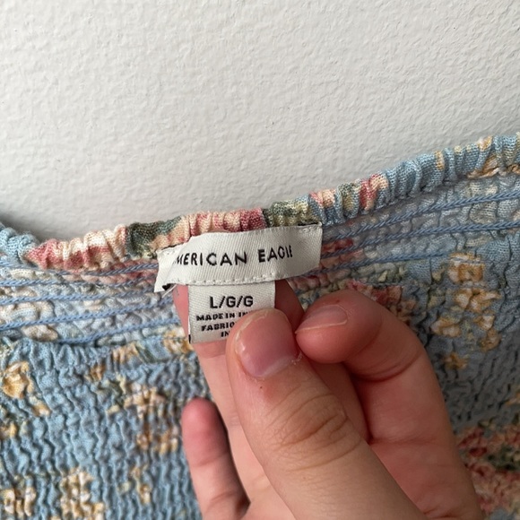 American Eagle Crop Top - Picture 2 of 2